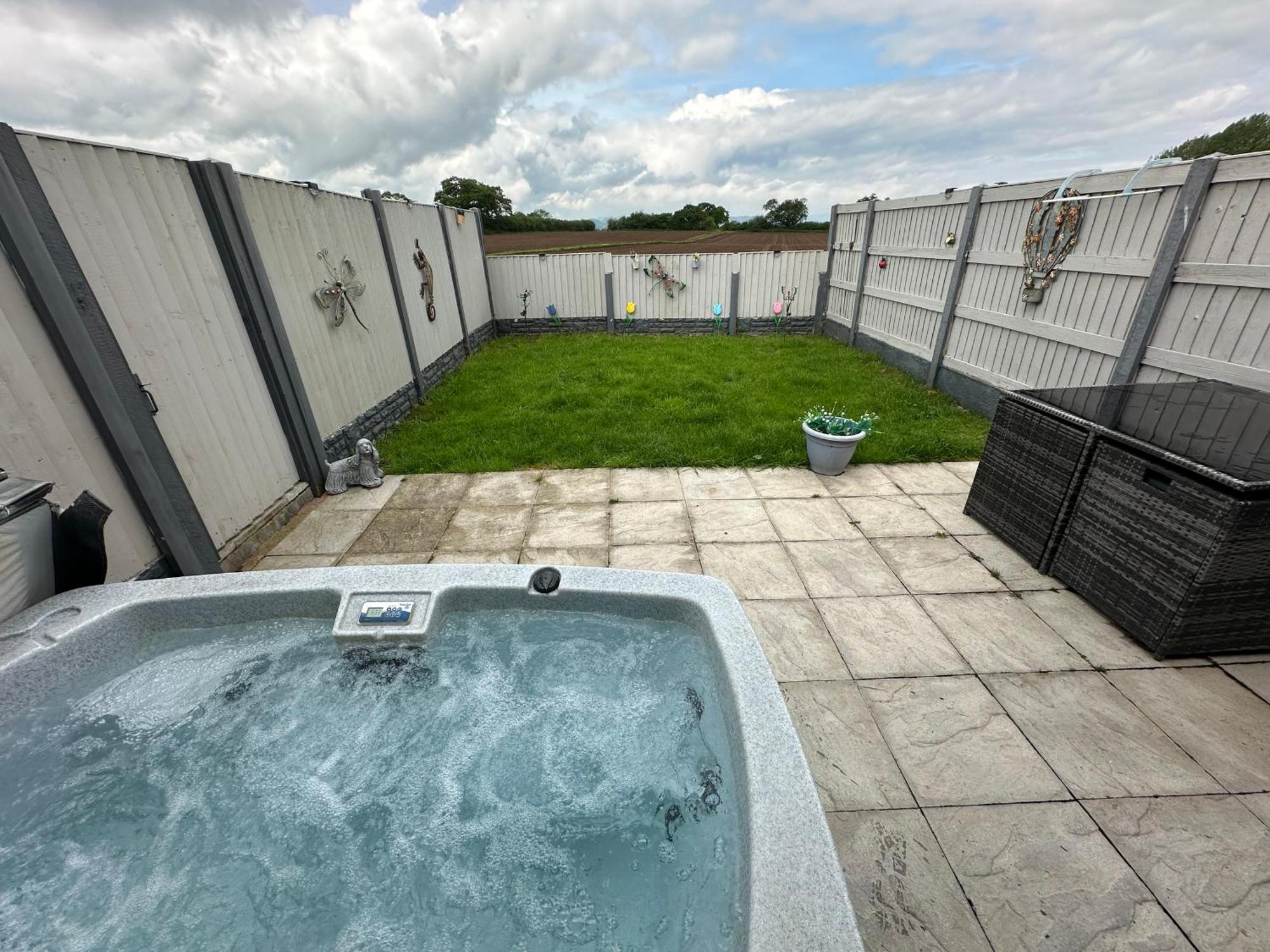 Dwylig Isa Holiday Cottages Rhuddlan Phòng bức ảnh