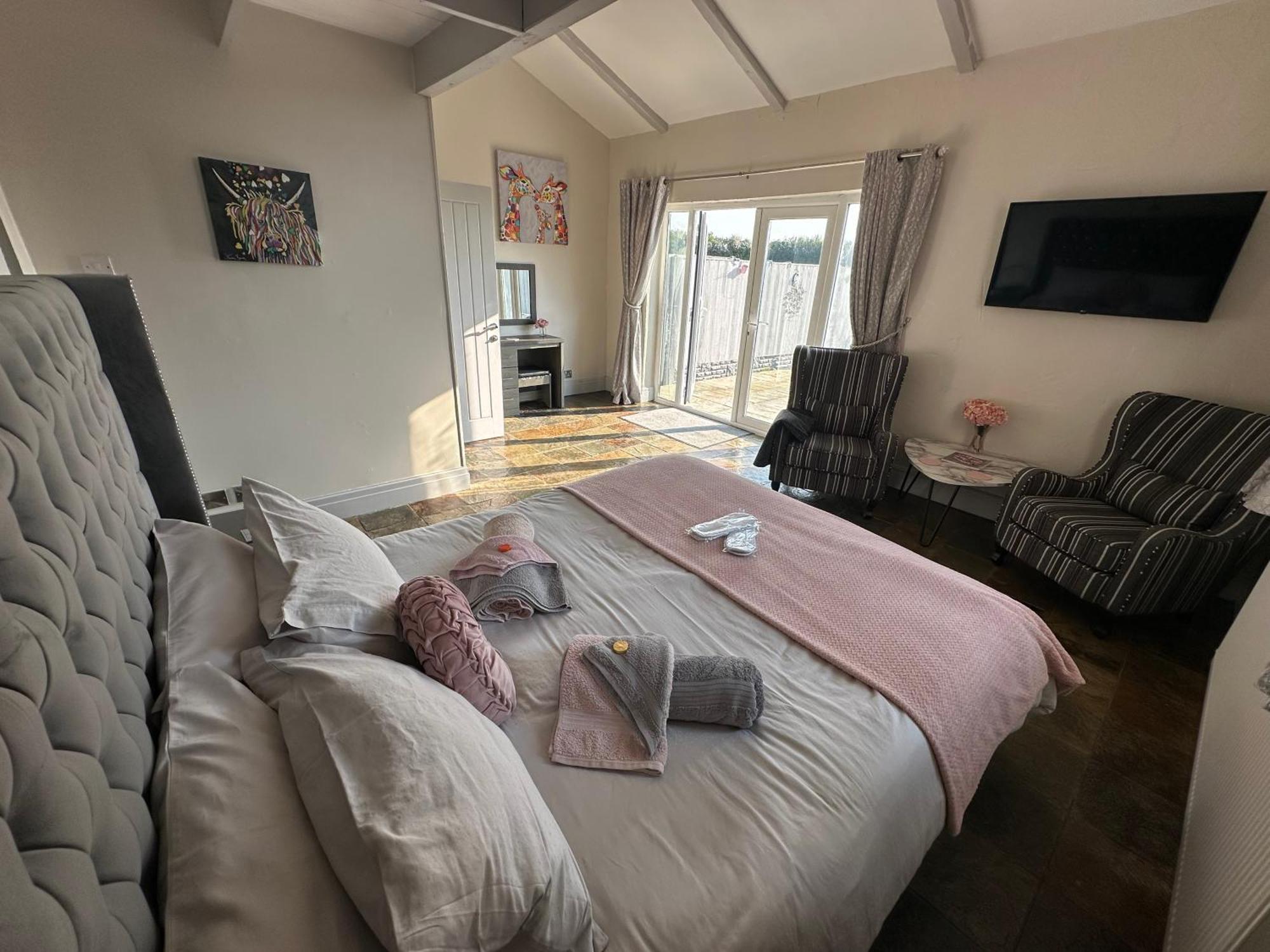 Dwylig Isa Holiday Cottages Rhuddlan Phòng bức ảnh