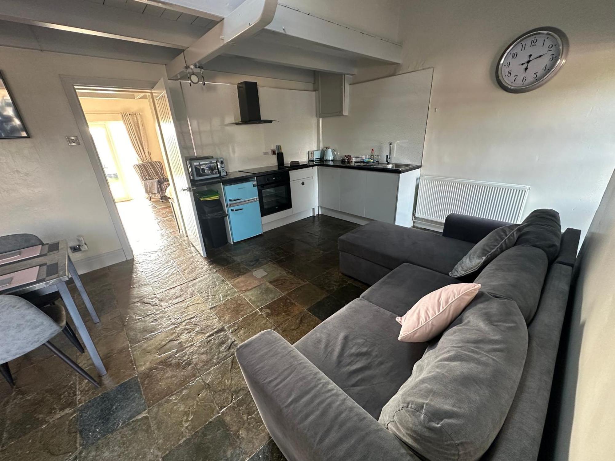 Dwylig Isa Holiday Cottages Rhuddlan Phòng bức ảnh
