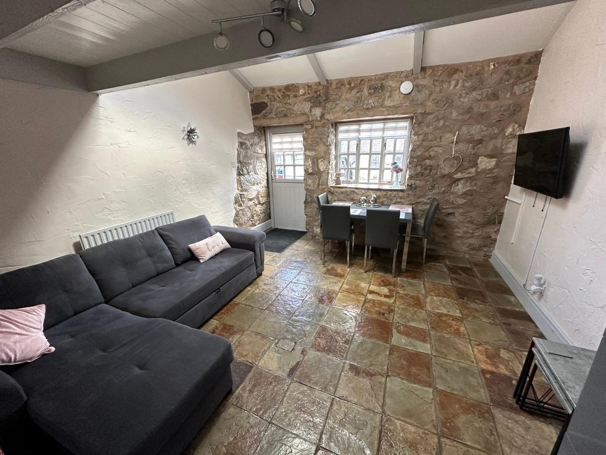Dwylig Isa Holiday Cottages Rhuddlan Ngoại thất bức ảnh